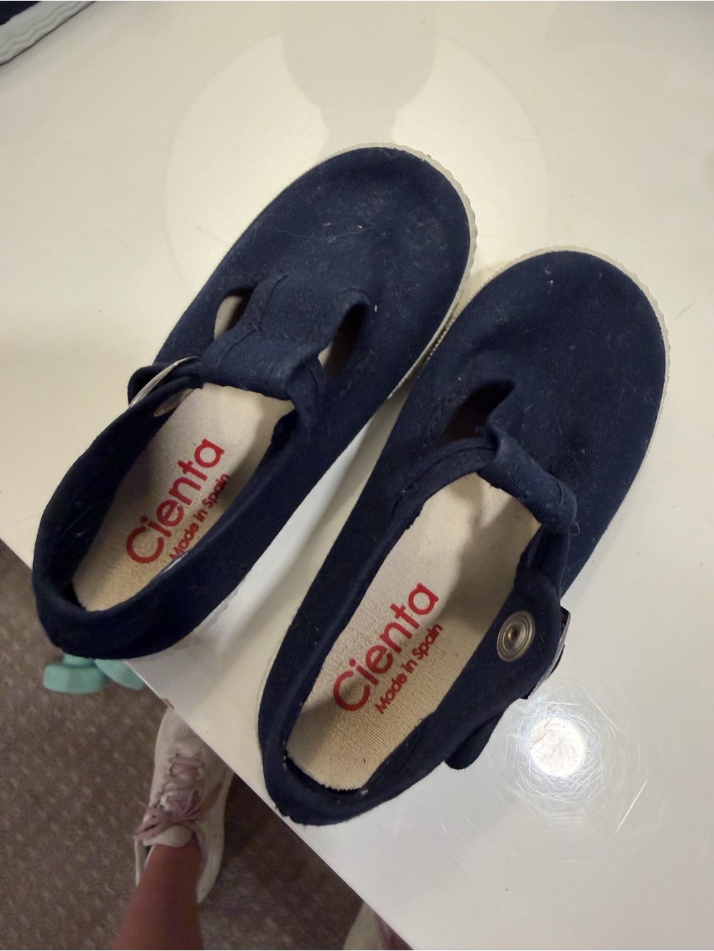 Cienta Navy Canvas Mary Jane Shoes for Kids